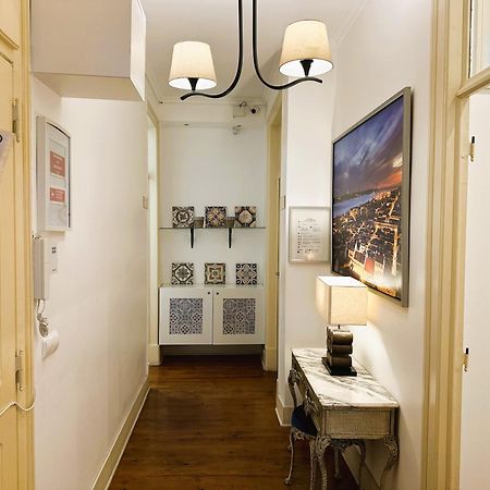 Estrela Charming Rooms By Host-Point ลิสบอน ภายนอก รูปภาพ