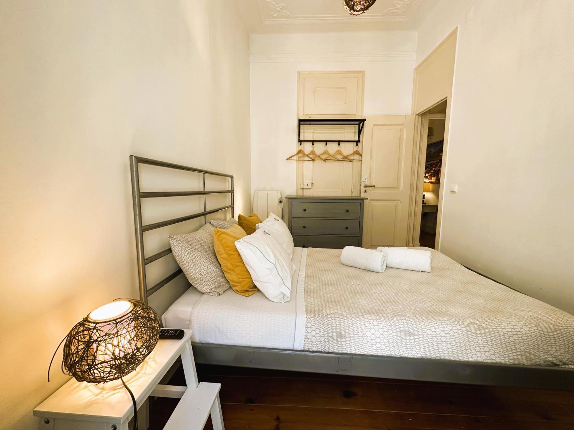 Estrela Charming Rooms By Host-Point ลิสบอน ภายนอก รูปภาพ